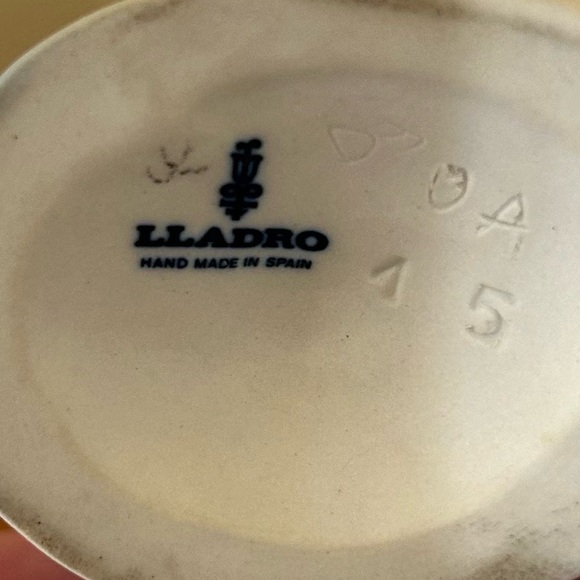 Lladro goose figurine; Made in Spain and purchased in Spain - Picture 2 of 2